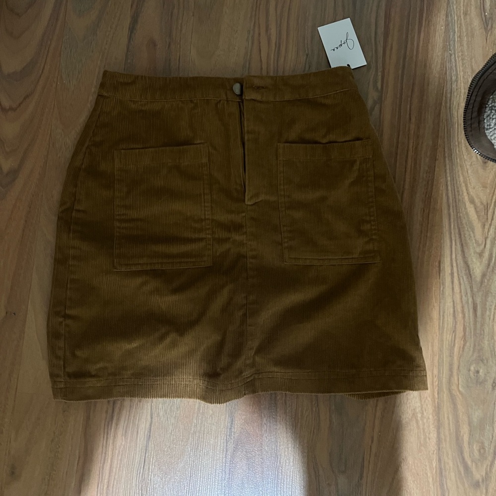 Skirt size medium